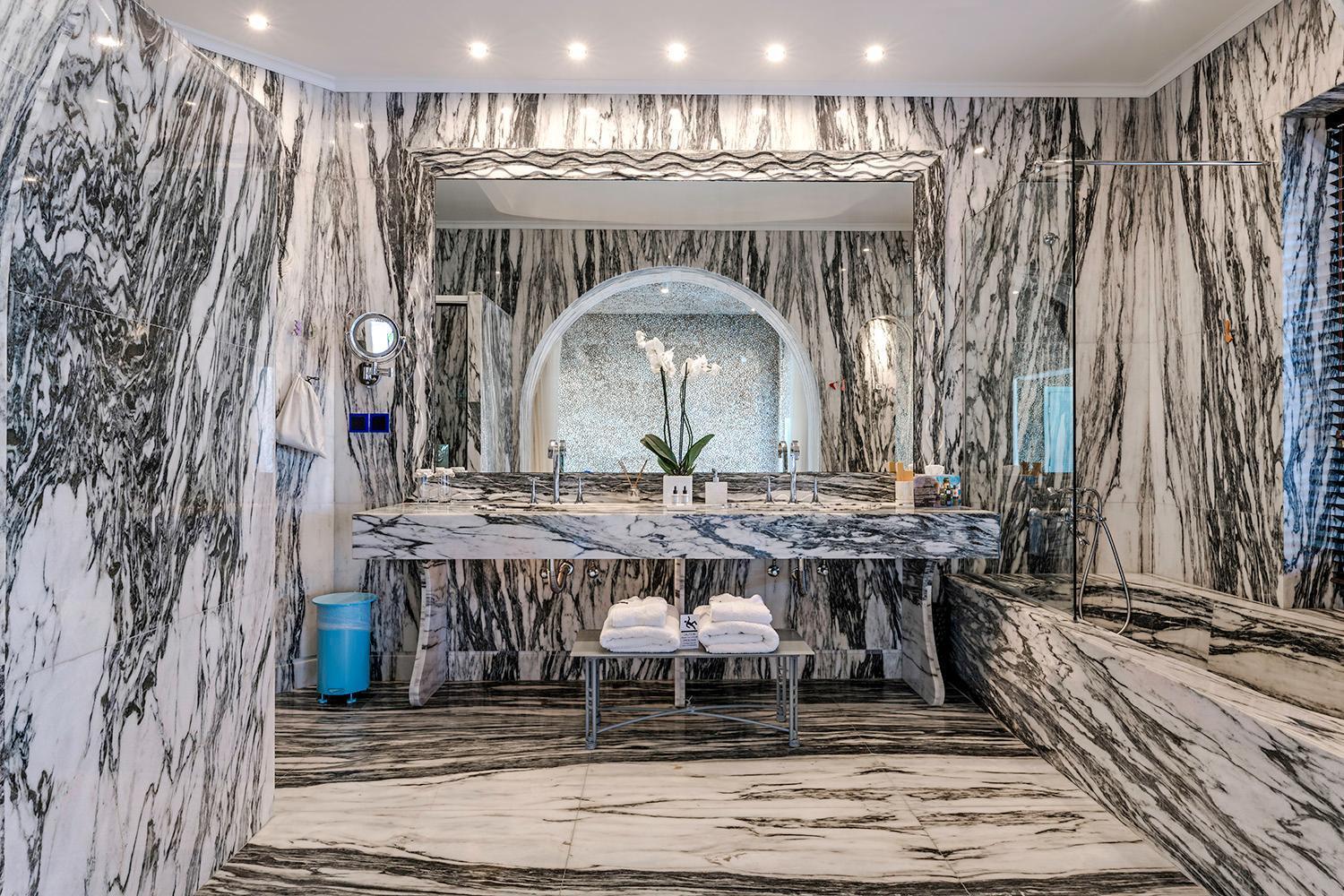 Agalia Luxury Suites Koumpara 외부 사진